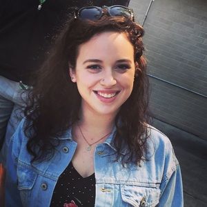 Meet your Posher, Leslie